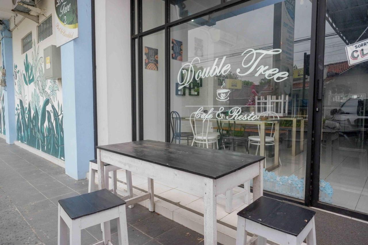 Oyo 3746 Double Tree Guesthouse Purwokerto Exterior photo